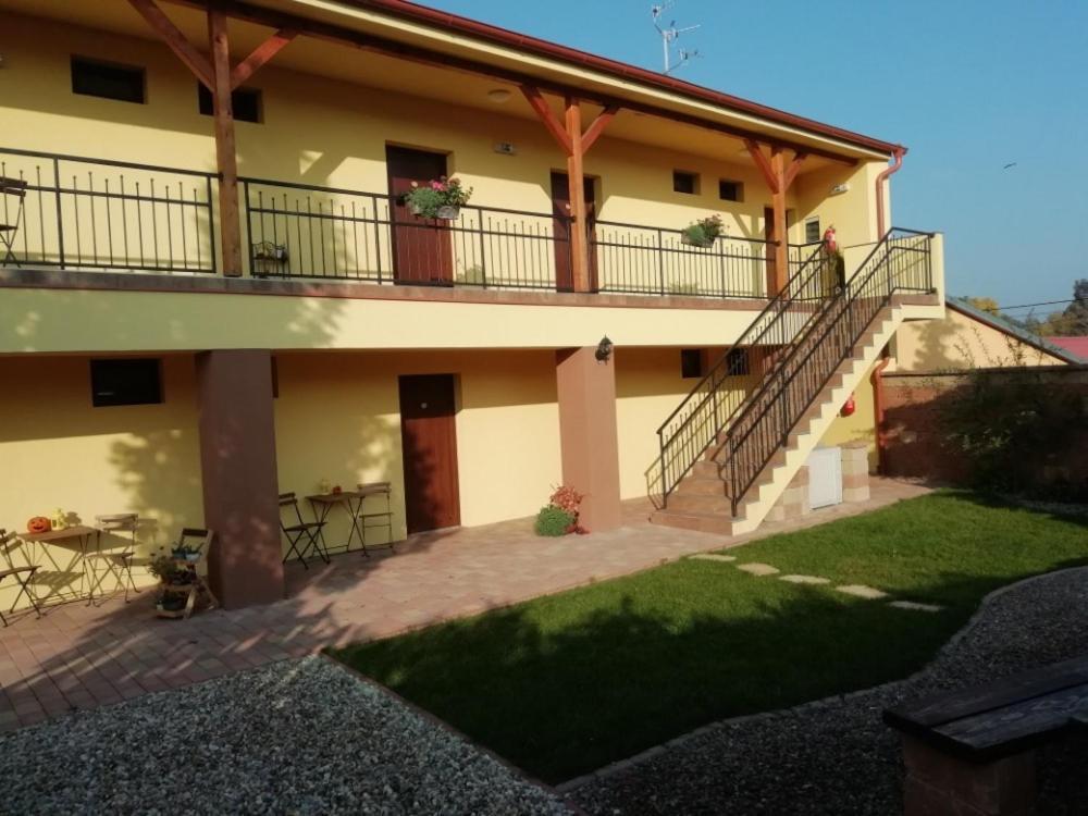 Ubytovani U Janca Lednice Exterior photo